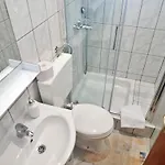 And Jaz Apartman